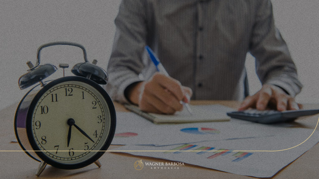 Horas extras não quitadas justificam rescisão indireta de 